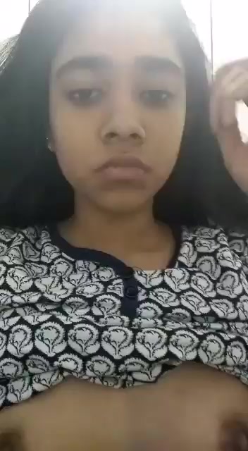 Indian college girl nude selfie
